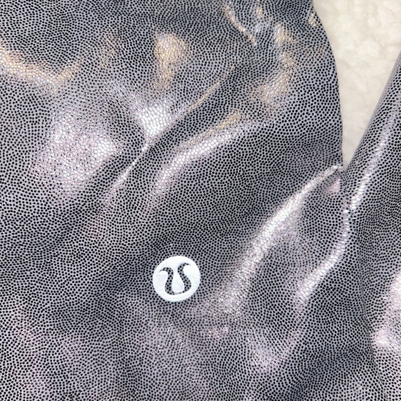 Lululemon Wunder Train 25” Foil Leggings. Brand ew with tags. - Picture 2 of 4